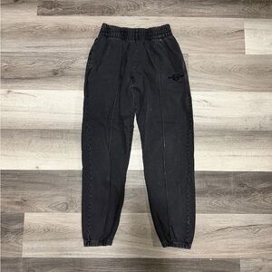 Better Bodies • black sweatpants